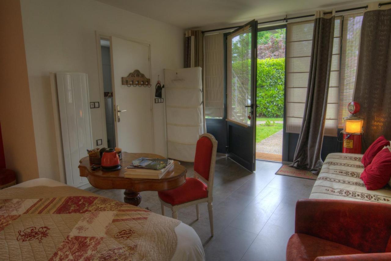 Bed and Breakfast Maison Prairie Bonheur Magny-les-Hameaux Exterior foto
